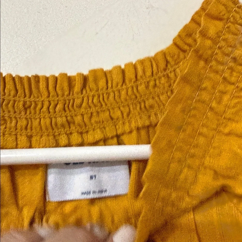 Old Navy Mustard Short Sleeve Blouse